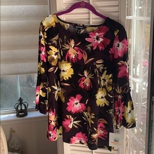 🌼🌸ELLEN TRACY (SMALL) Top (NWT)🌼🌸
